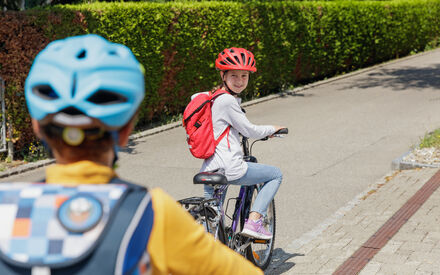 enfant velo route securite voitures conseils