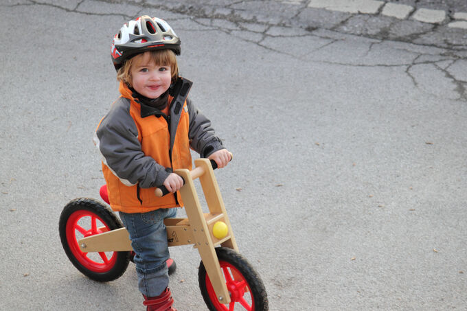 Holzlaufrad kaufen ratgeber kinder